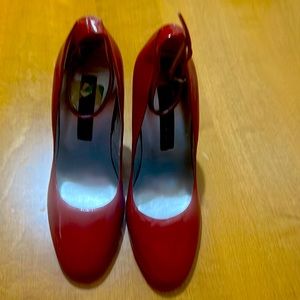 Red Patent leather Mary janes by Steven madden. Size 7. Wore once .